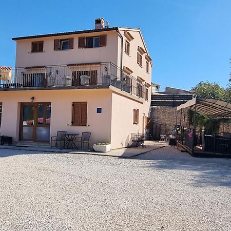 Apartmani Barbara Brseč 외부 사진