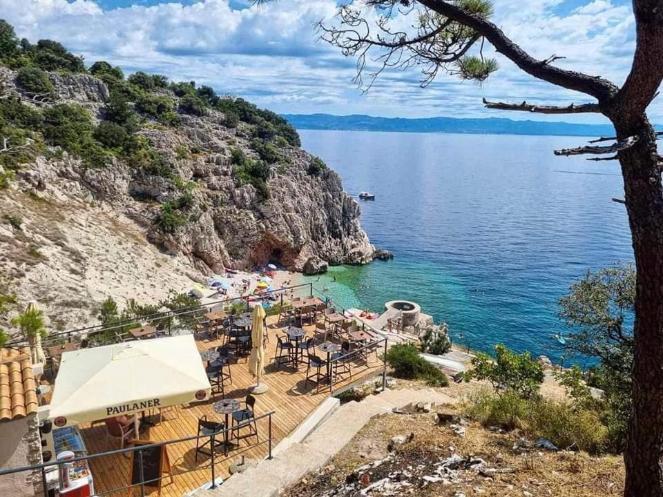 Apartmani Barbara Brseč 외부 사진